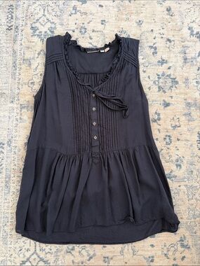 HOLDING HORSES Black Sleeveless Pintuck Ruffle Tie Blouse